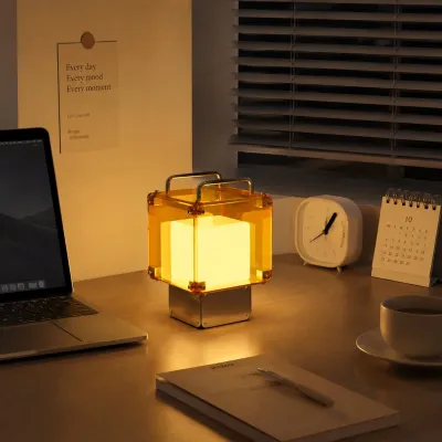 Akumulatorowa lampa stołowa Ambient